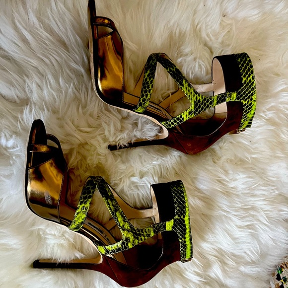 Gorgeous Jimmy Choo size 38 stiletto’s - Picture 3 of 9